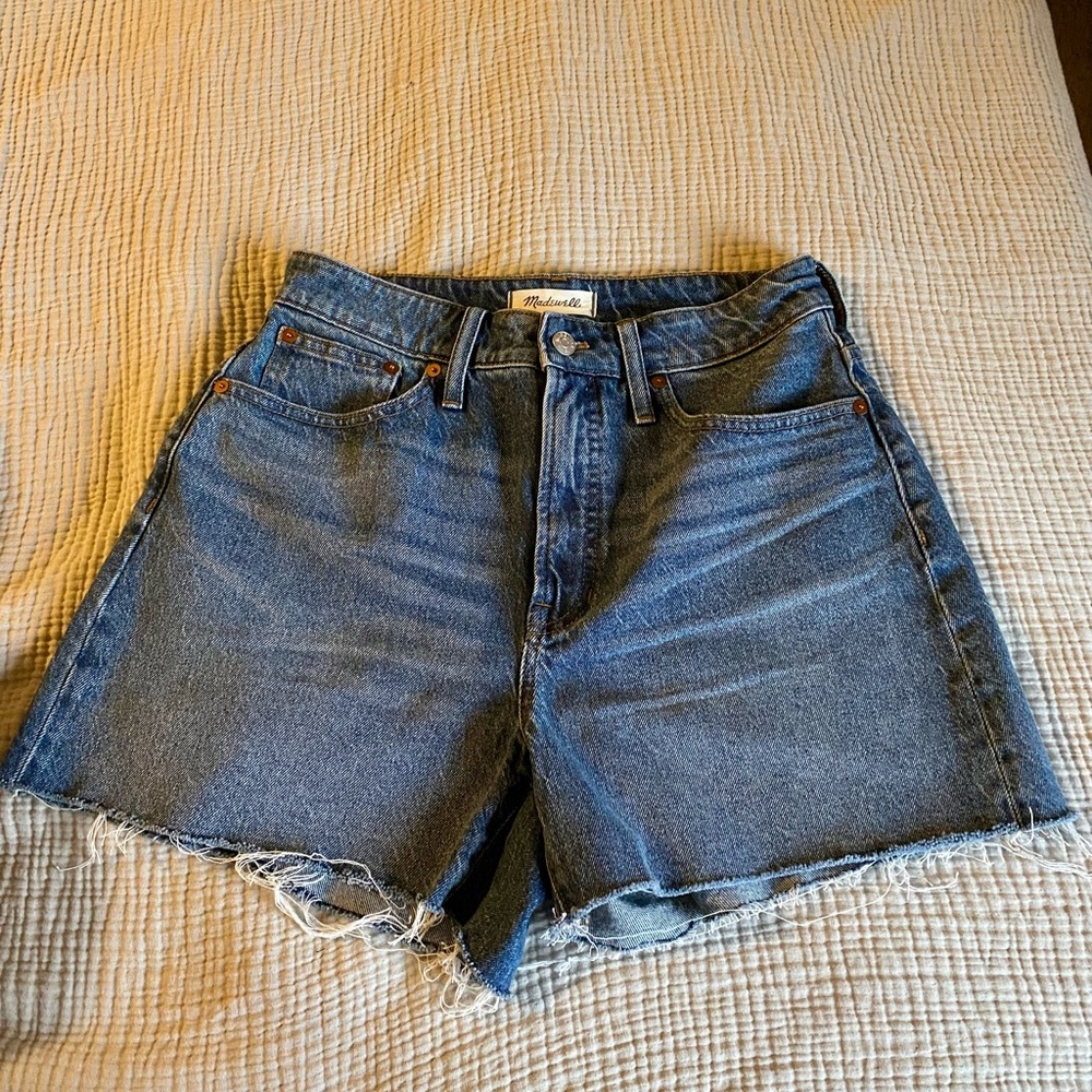 Madewell Curvy Perfect Jean Short - Size 29